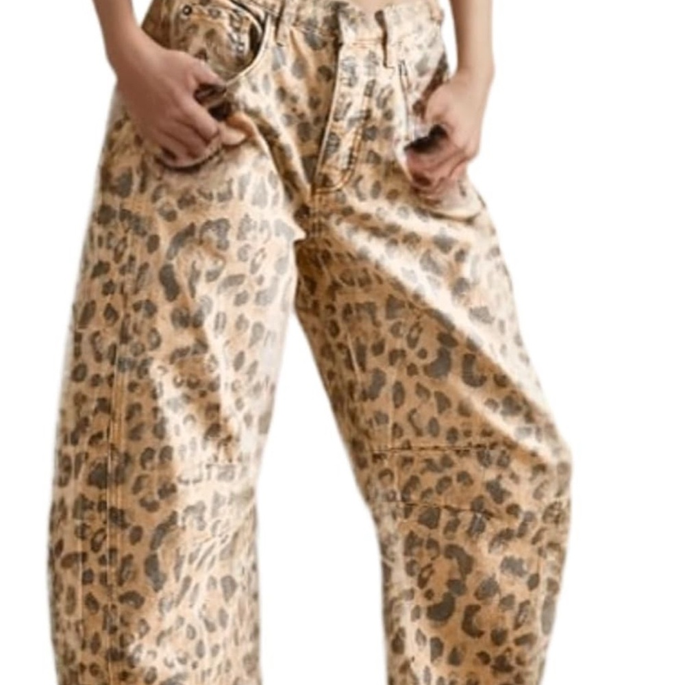 Leopard Print Wide-Leg Jeans